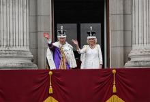 La sociedad británica siguió la coronación de Carlos III.