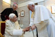 El pasado 27 de agosto el papa Francisco fue a visitar al papa emérito Benedicto XVI.
