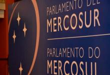 La Justicia ordenó al gobierno convocar a elecciones para elegir diputados del Parlasur