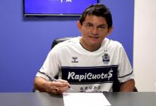Fútbol: el “Pulga” Rodríguez firmó con Gimnasia La Plata