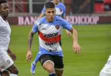 Raúl Lozano no podrá firmar con Lanús porque sufrió una “fractura por estrés”