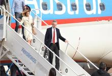 Alberto Fernández y la comitiva oficial, al arribar al aeropuerto de Ezeiza.