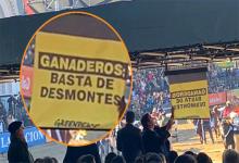 Protesta Greenpeace en La Rural