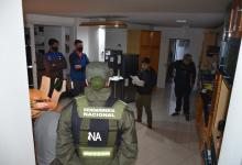 Tras múltiples allanamientos, detuvieron a cuatro personas por triple crimen de Ibarlucea