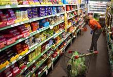 Las ventas en supermercados registraron en agosto su mayor suba anual en 15 meses