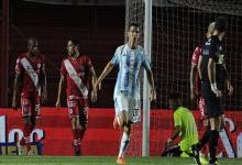 El entrerriano Tiago Banega es uno de los dos casos positivos en el plantel de Racing