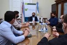 Reunión entre los directivos de la Cámara Entrerriana de Turismo y el ministro de Producción, Turismo y Desarrollo de la provincia, Juan José Bahillo.