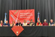 Ramiro Pereira, titular de la UCR Paraná, expuso en un encuentro provincial los desafíos del radicalismo.