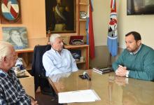 Lauritto junto al jefe zonal de Vialidad