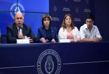 Gerardo Werthein, Patricia Bullrich y familiares de Nahuel Gallo. 