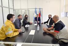 Trabajan en acciones para combatir los incendios en las islas