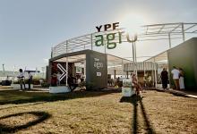 La división de negocios de la petrolera estatal YPF opera desde 2001 en el mercado de insumos agrícolas y en el expendio de combustibles para los productores agropecuarios.