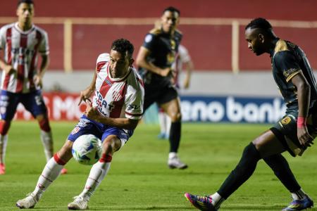Unión perdió con Mushuc Runa y quedó eliminado de la Copa Sudamericana