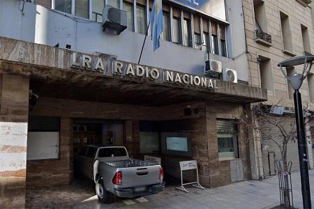 El gobierno nacional eliminó la dirección de 49 emisoras provinciales. Ahora los pueblos del interior del país podrán enterarse solo del estado del tránsito en la General Paz.